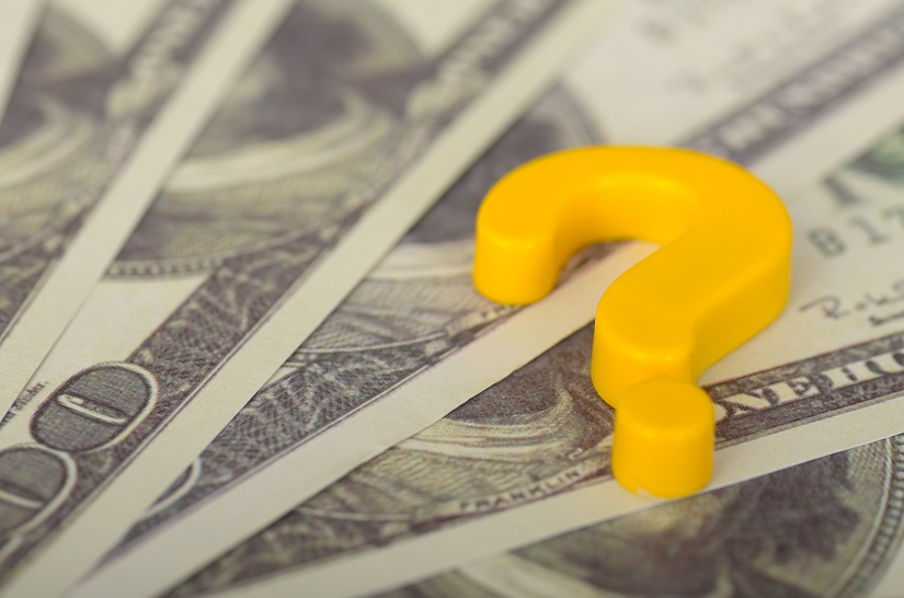お金　疑問