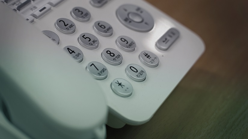 電話　詐欺　イメージ