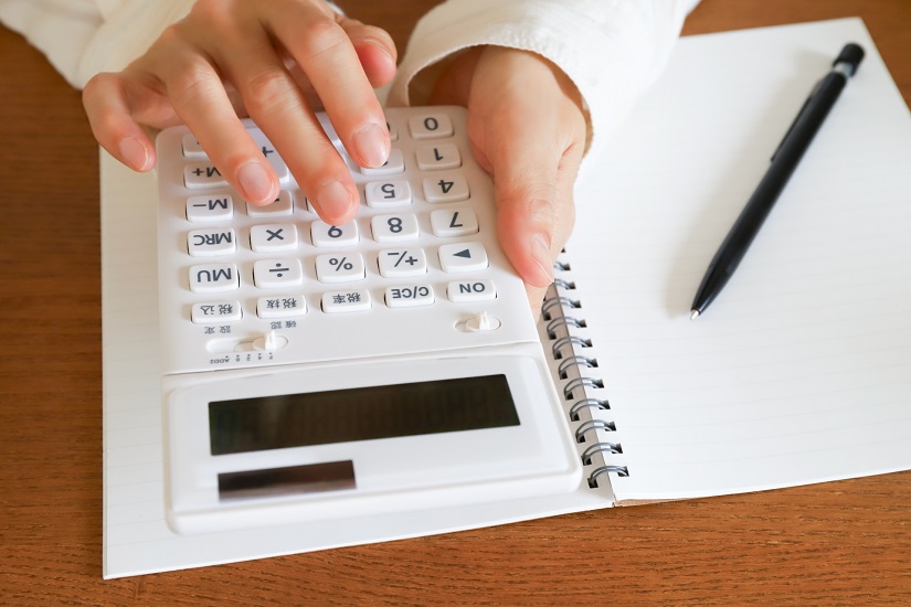 計算　電卓　記帳