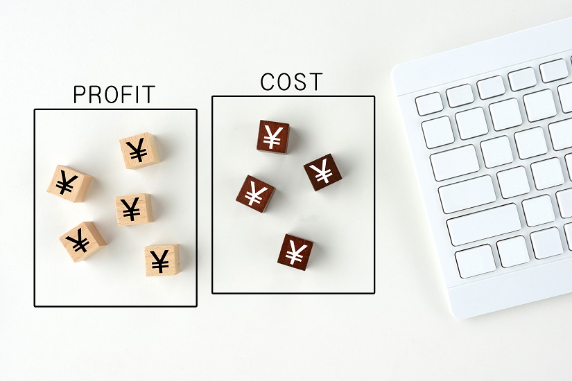 利益とコストの比較イメージ