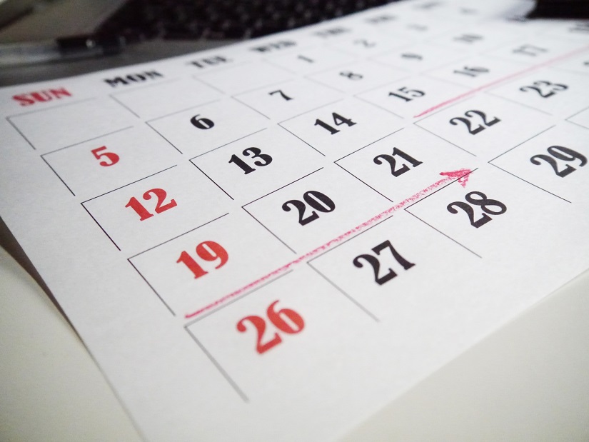 予定　カレンダー　期間