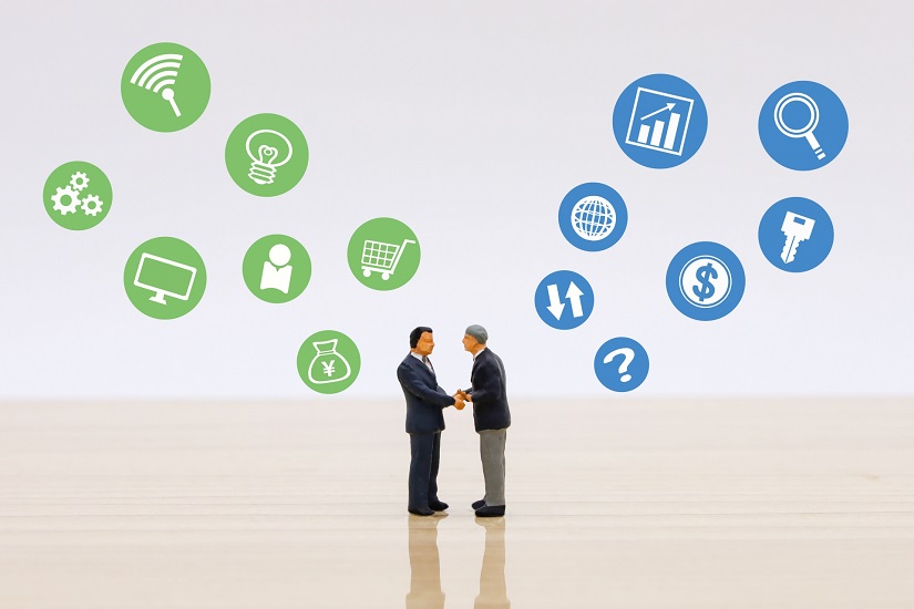 出資　資金調達