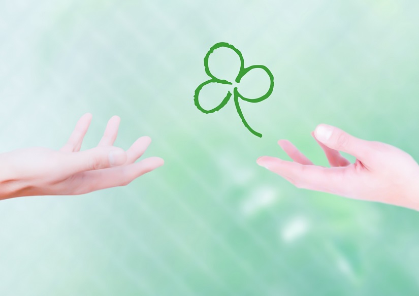 支援　サポート　手と手