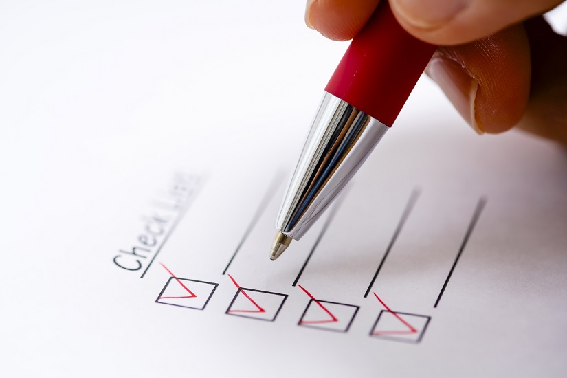 チェックリスト 赤