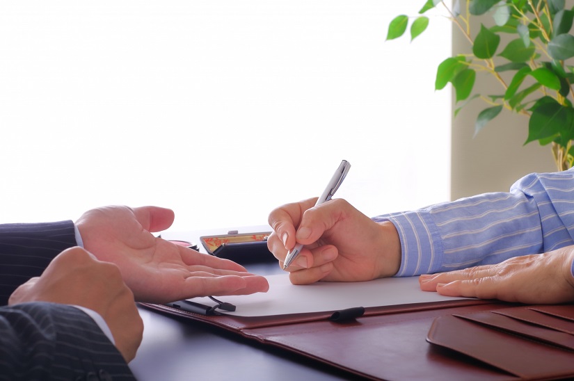 書類 記入 催促