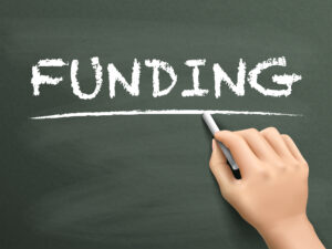 「資金調達」は英語で何と言う？実務で使われる表現を整理